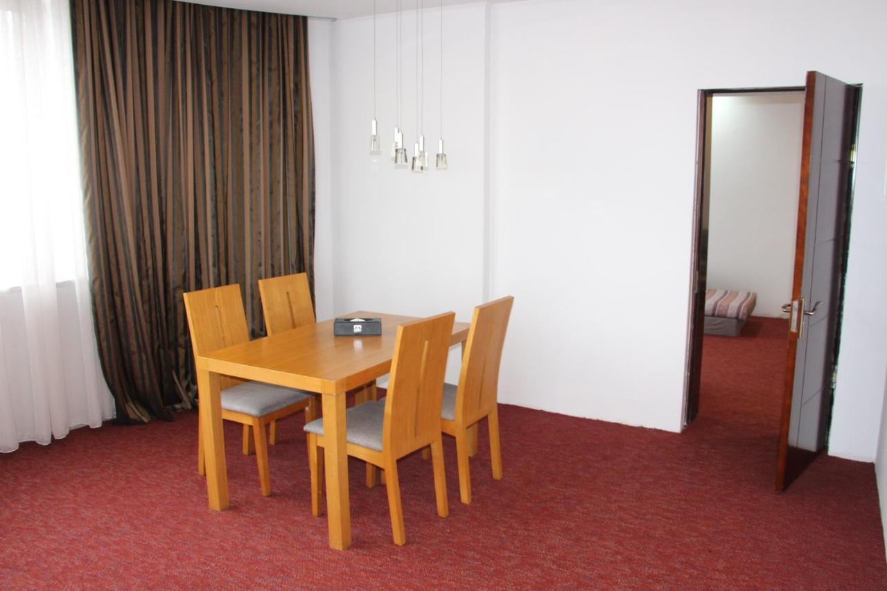 Maryotel Bishkek Lebedinovka Exterior foto