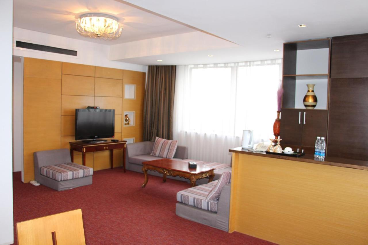 Maryotel Bishkek Lebedinovka Exterior foto
